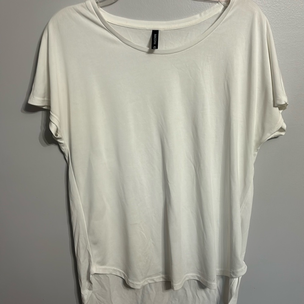 Massini off white top